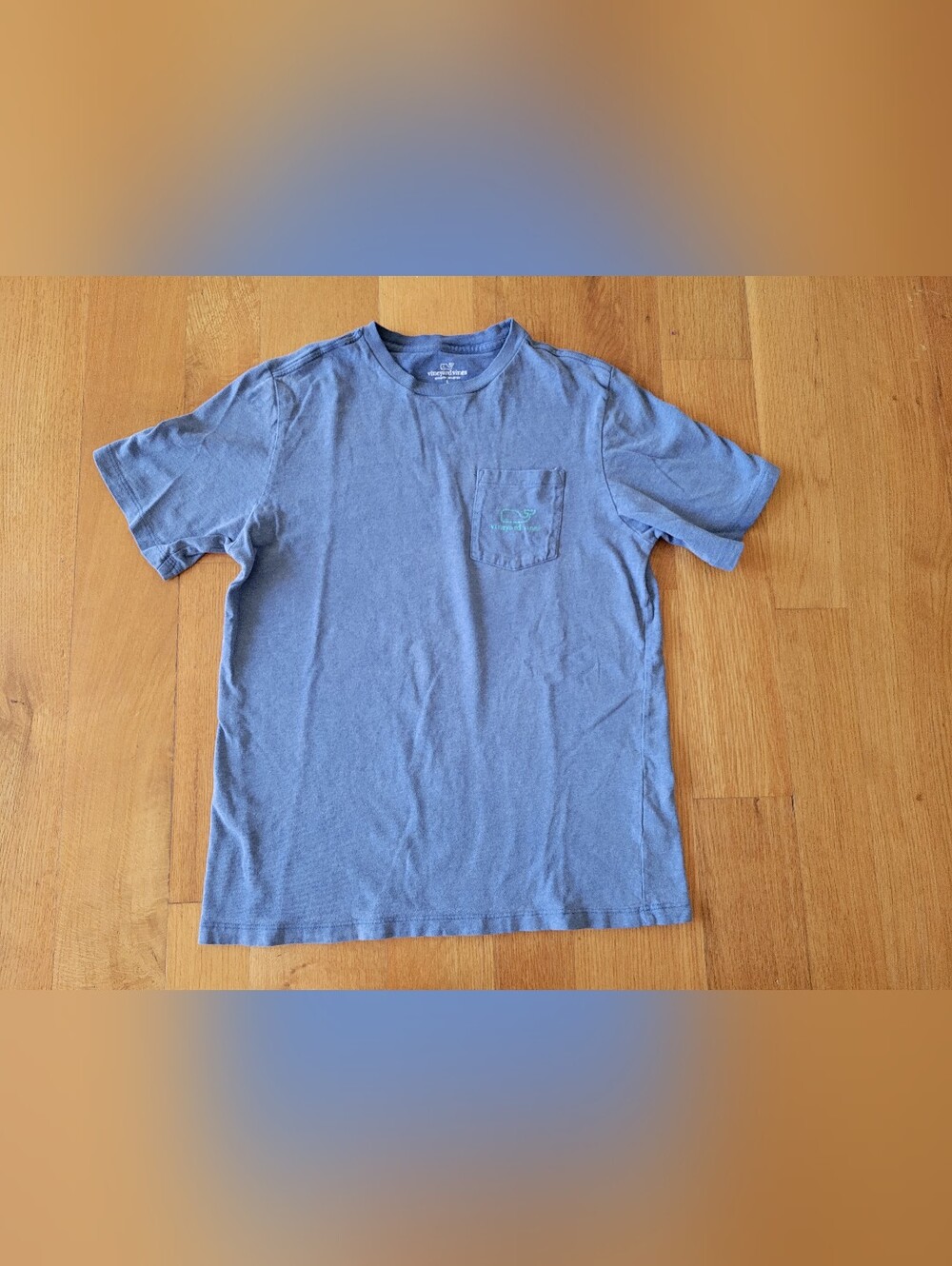 Boys size Large vineyard vines t-shirt